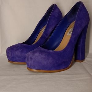 Steve Madden "Sarrina" pumps in purple suede